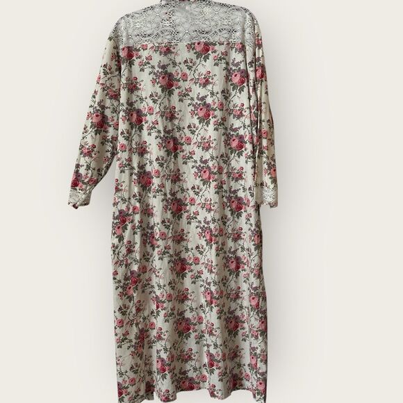 VTG Victorias Secret Size Medium/large gold label Robe Ivory floral pockets Belt - Picture 3 of 7